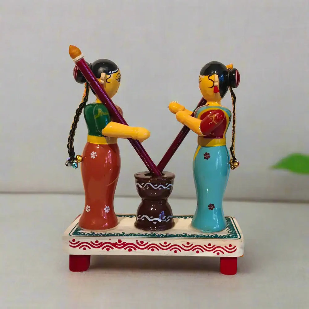 Etikoppaka Lacquerware - Women Pounding Grain Figurine Etikoppaka Lacquerware