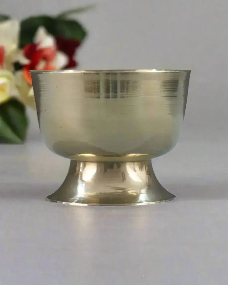 Antique-Style Bronze Cups Featuring a Durable Base Brass Ware