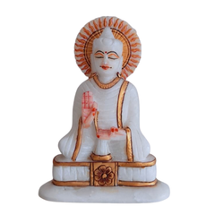 Meditation Buddha statue in white marble with subtle gold work.