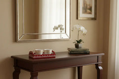 Hand-painted wooden cow printed tray in red decorative finish