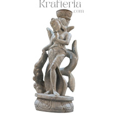 Elegant Sculpture of Lady – Grace and Beauty in Art softstone