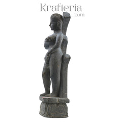 Elegant Sculpture of Girl with Hand on Chest – Expressive and Thoughtful