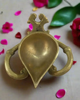 Traditional Brass Deepam Lamp with Sturdy Base Brass Ware