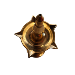 Traditional Brass Kuthu Vilakku - Standing Oil Lamp for Puja Brass Artwork
