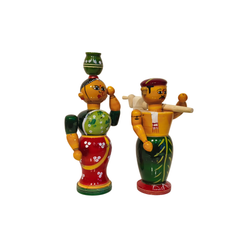 The Etikoppaka Village Couple - A Portrait of Rural Life in Lacquerware