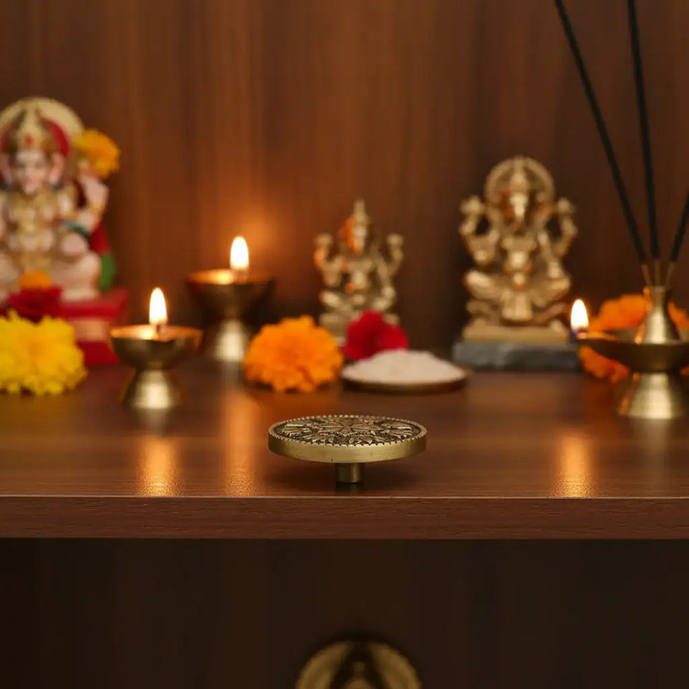 Brass Decorative Pedestal Stand - Round Ritual Holder Brass Ware