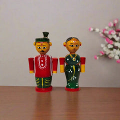 Etikoppaka Wooden Marriage Couple Figurines - Traditional South Indian Attire Etikoppaka Lacquerware