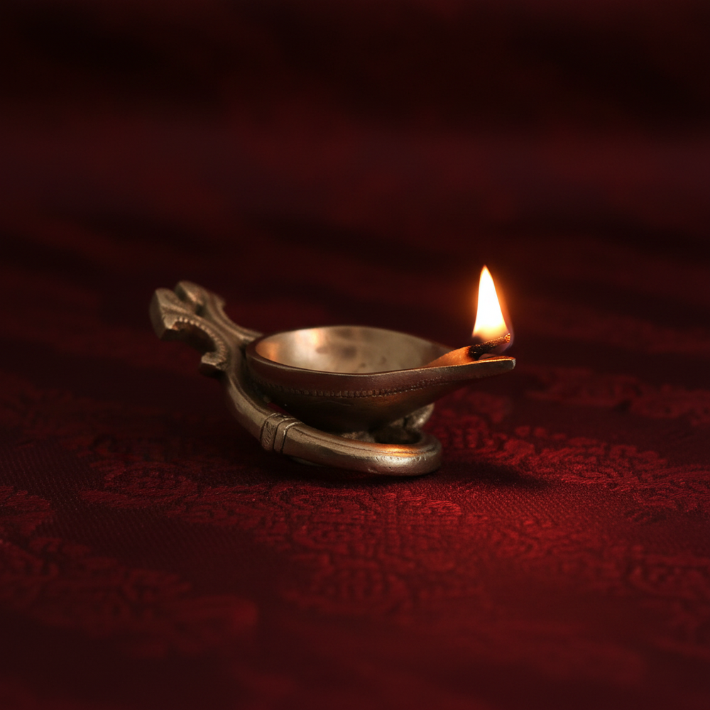 Handcrafted Brass Handheld Diya Brass Artwork