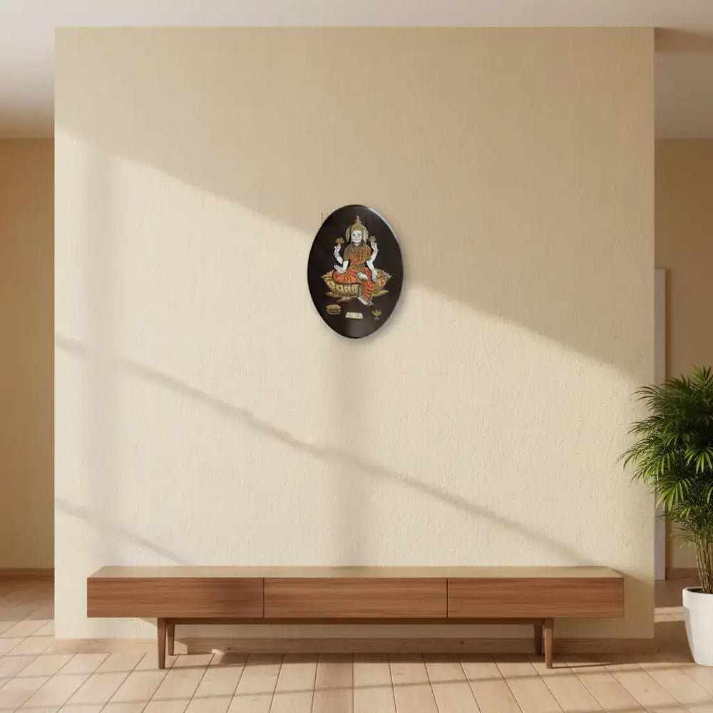 Goddess Lakshmi in Rosewood Inlay – Oval Devotional Frame Inlay Art