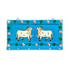 Hand-Painted Wooden Cow Key Hanger – Rustic Wall Organizer