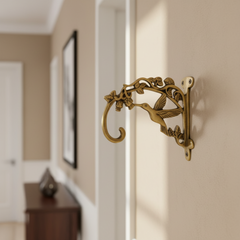 Ornate Antique Brass Wall Mounting Hanging Bracket Brass Ware