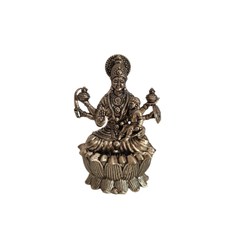 Graceful Goddess Lakshmi Brass Idol – Symbol of Prosperity and Divine Serenity