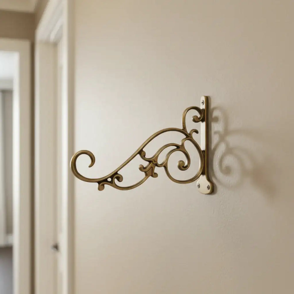 Ornate Antique Brass Wall Mounting Hanging Bracket Brass Ware