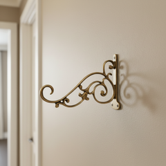 Ornate Antique Brass Wall Mounting Hanging Bracket Brass Ware