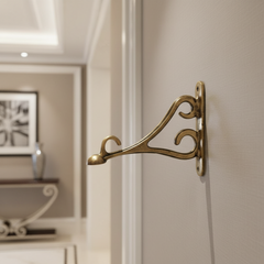 Ornate Antique Brass Wall Mounting Hanging Bracket Brass Ware