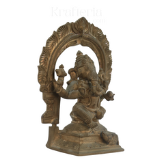 Panchaloha Vinayaka with Prabhavali – Antique Look