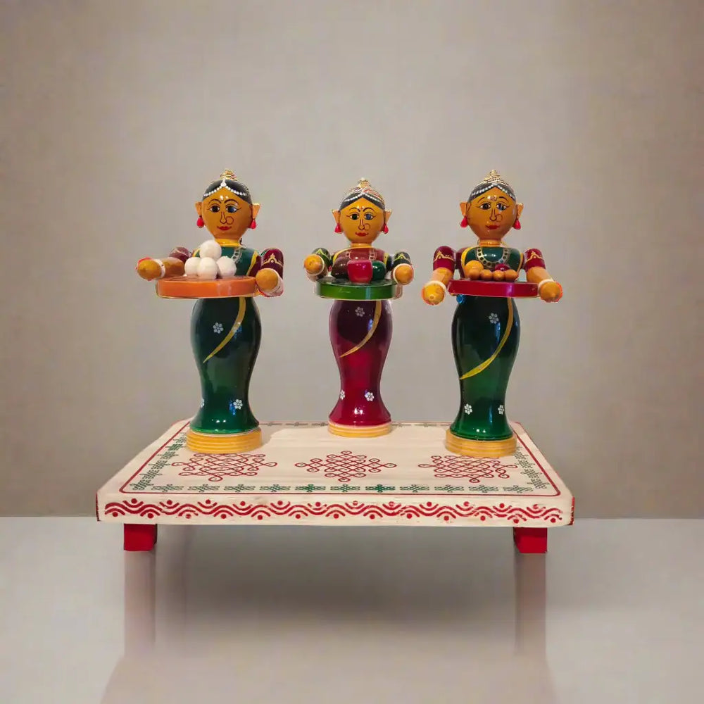 Cultural Etikoppaka Toy - Ladies Serving Tambulam Etikoppaka Lacquerware