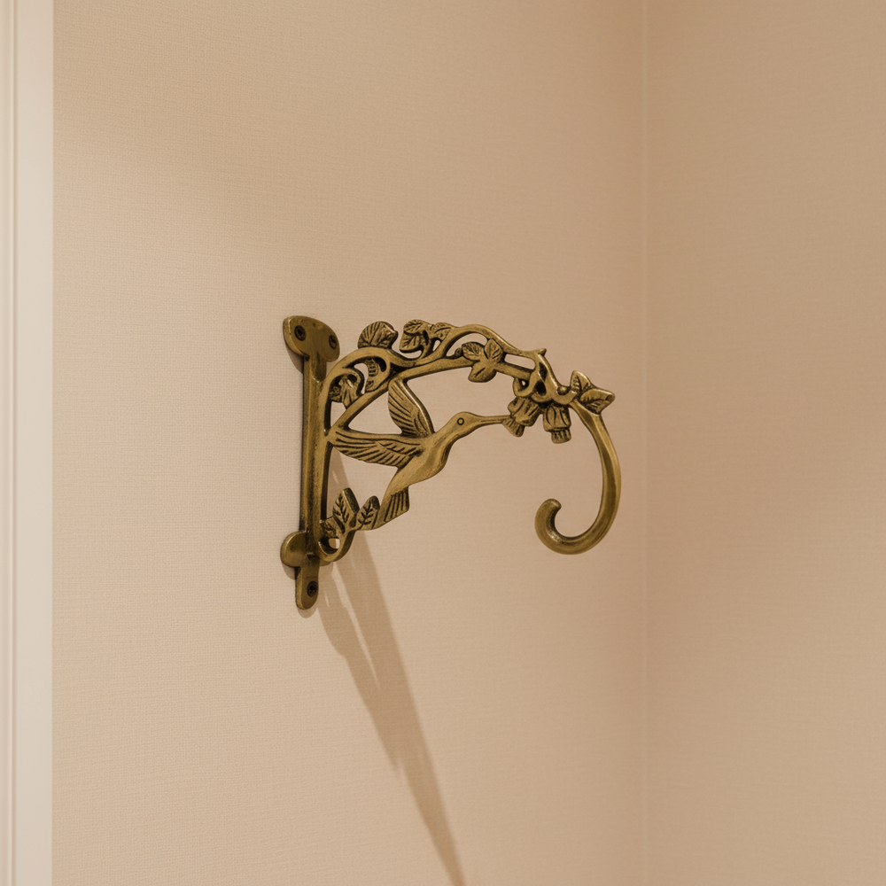 Ornate Antique Brass Wall Mounting Hanging Bracket Brass Ware