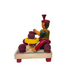 Etikoppaka 'Potter at the Wheel' Miniature Craft