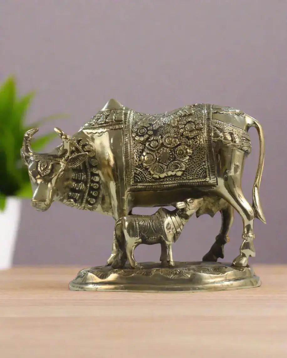 Divine Brass Kamadhenu with Calf – Sacred Vastu and Pooja Idol Brass Ware