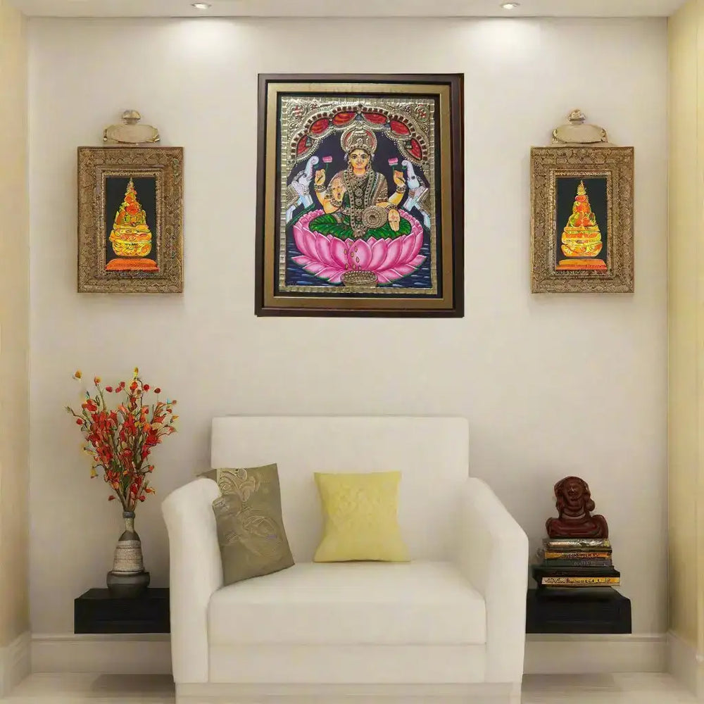 Beautiful Laxmi Devi Thanjavur Painting – Timeless Indian Craft Paintings