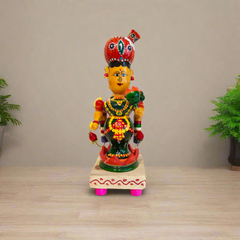 Graceful Etikoppaka Goddess Lakshmi – Wooden Idol of Auspiciousness Etikoppaka Lacquerware
