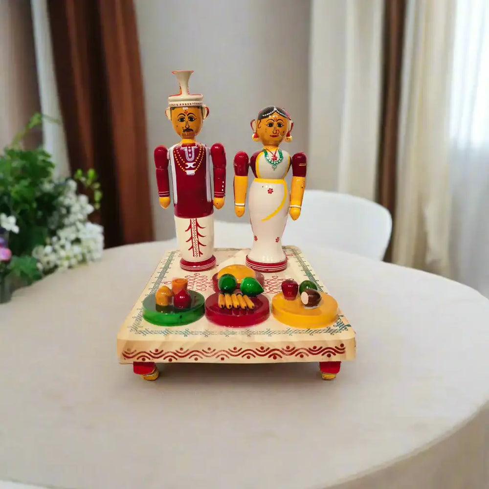 Etikoppaka Wedding Couple with Ritual Set Etikoppaka Lacquerware
