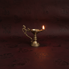 Handcrafted Hanging Brass Peacock Diya – Traditional Mayil Oil Lamp with Link Chain Brass Artwork