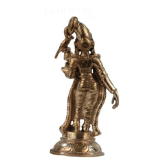 Panchaloha Meenakshi Amman Idol – Divine Grace Karthick's metal art