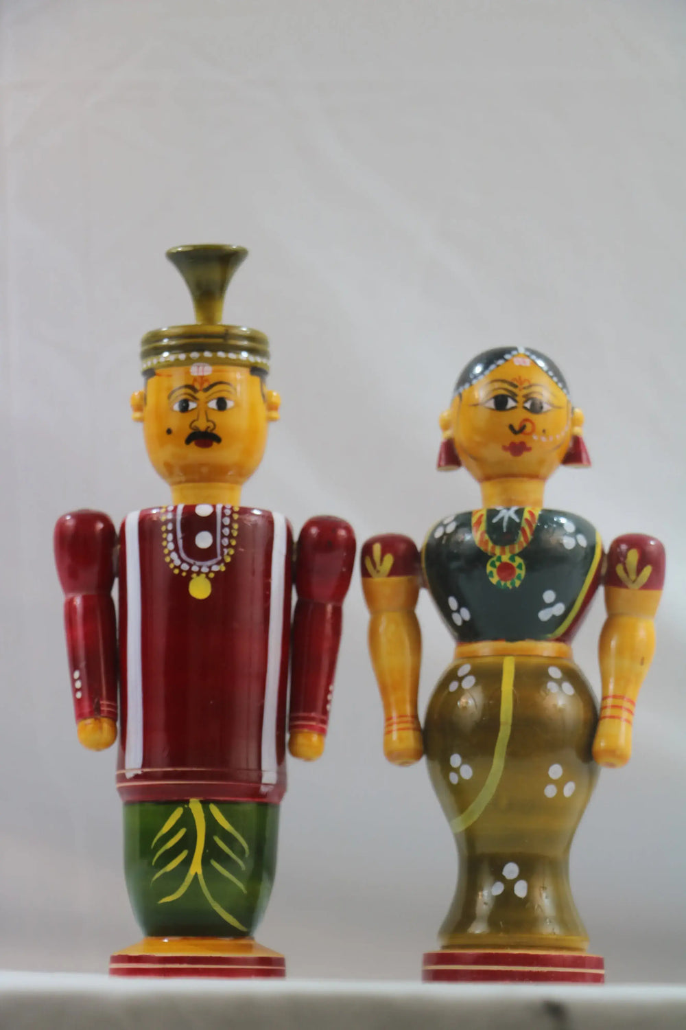 Channapatnam Wooden Marriage Couple Figurine – Traditional Handmade Craft Wooden Lacquerware&toys