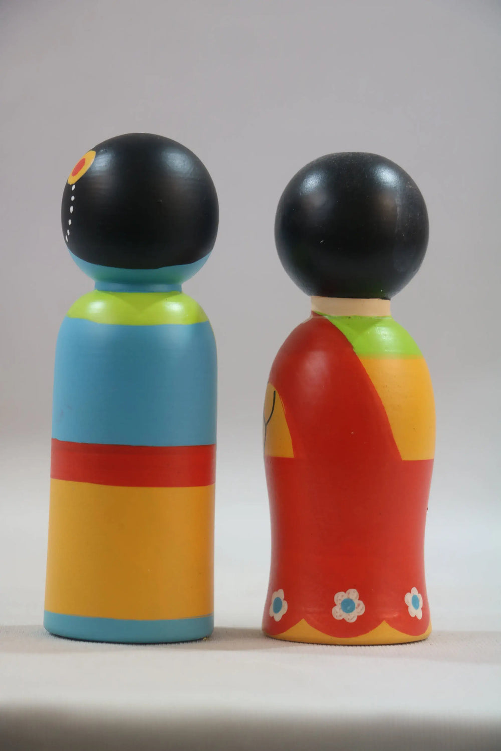 Beautiful Radha Krishna Pair Dolls – Divine Decor Wooden Lacquerware&toys