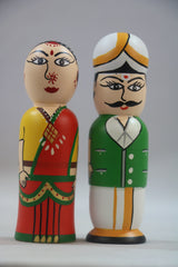 Traditional Couple Peg Dolls Non-Toxic Color