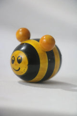 Bee-Themed Fridge Magnet – Vibrant Colors, Non-Toxic Finish Wooden Lacquerware&toys