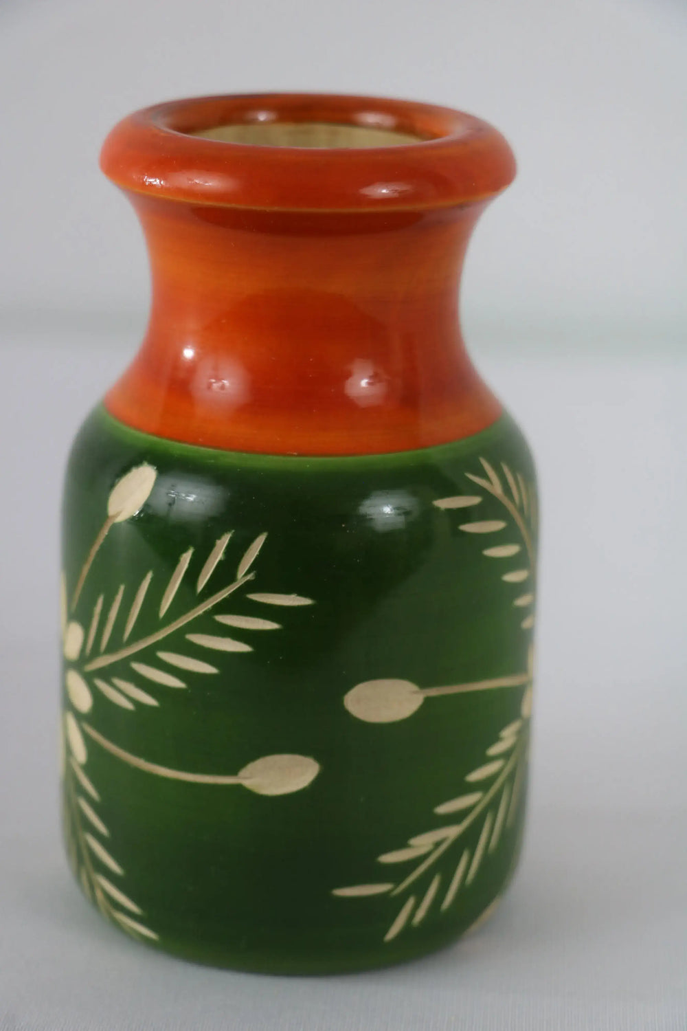 Chenapatnam Wooden Flower Vase – Beautiful Hand-Painted Decor Wooden Lacquerware&toys