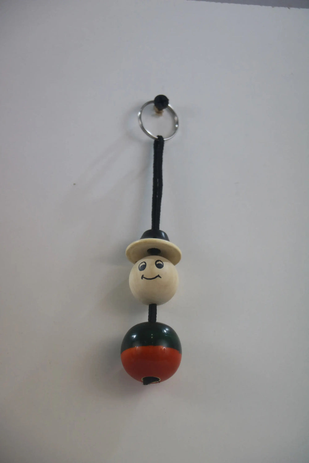 Happy Face Keychain – Handcrafted with Non-Toxic Paint Wooden Lacquerware&toys