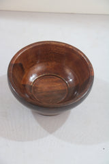Handcrafted Wooden Bowls – Natural & Eco-Friendly Serveware