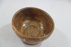 Handcrafted Wooden Bowls – Natural & Eco-Friendly Serveware