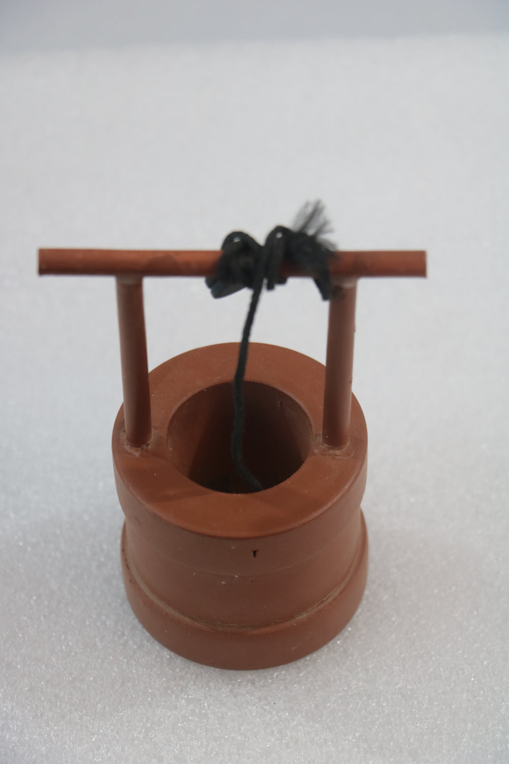 Tiny Decorative Well – Unique Accent for Any Space Wooden Lacquerware&toys