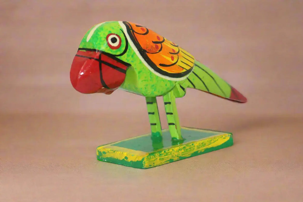 Traditional Wooden Parrots – Bright Hand-Painted Decorative Bird Set Wooden Lacquerware