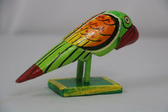 Traditional Wooden Parrots – Bright Hand-Painted Decorative Bird Set Wooden Lacquerware