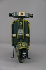 Hand-Painted Scooter Bike Showpiece – GI Tagged Craft from Varanasi