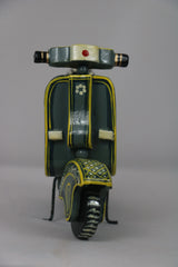 Hand-Painted Scooter Bike Showpiece – GI Tagged Craft from Varanasi Wooden Lacquerware