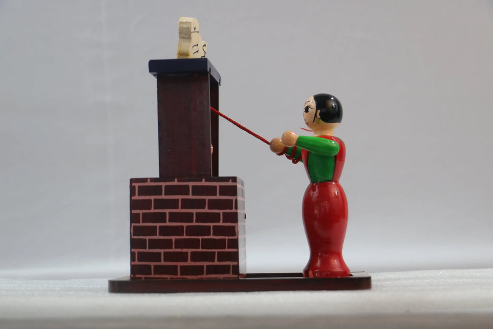 Channapatna Wooden Women at Well Figurine – Traditional Handmade Craft SRI_SURYADAYA_CHENNAPATNAM