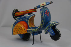 Hand-Painted Scooter Bike Showpiece – GI Tagged Craft from Varanasi