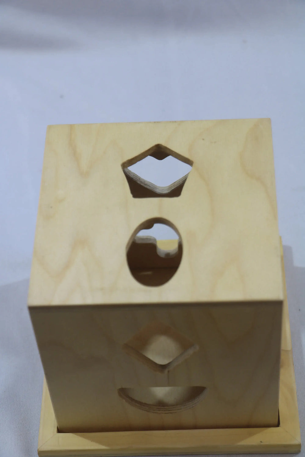 Shapes Sorting Game in a Box – Montessori-Inspired Learning Toy Wooden Lacquerware&toys