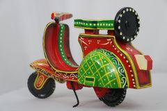 Hand-Painted Scooter Bike Showpiece – GI Tagged Craft from Varanasi