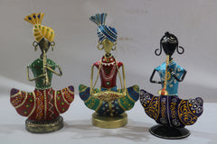 Iron Multicolor Sitting Musician Set of 3 Decorative Showpiece