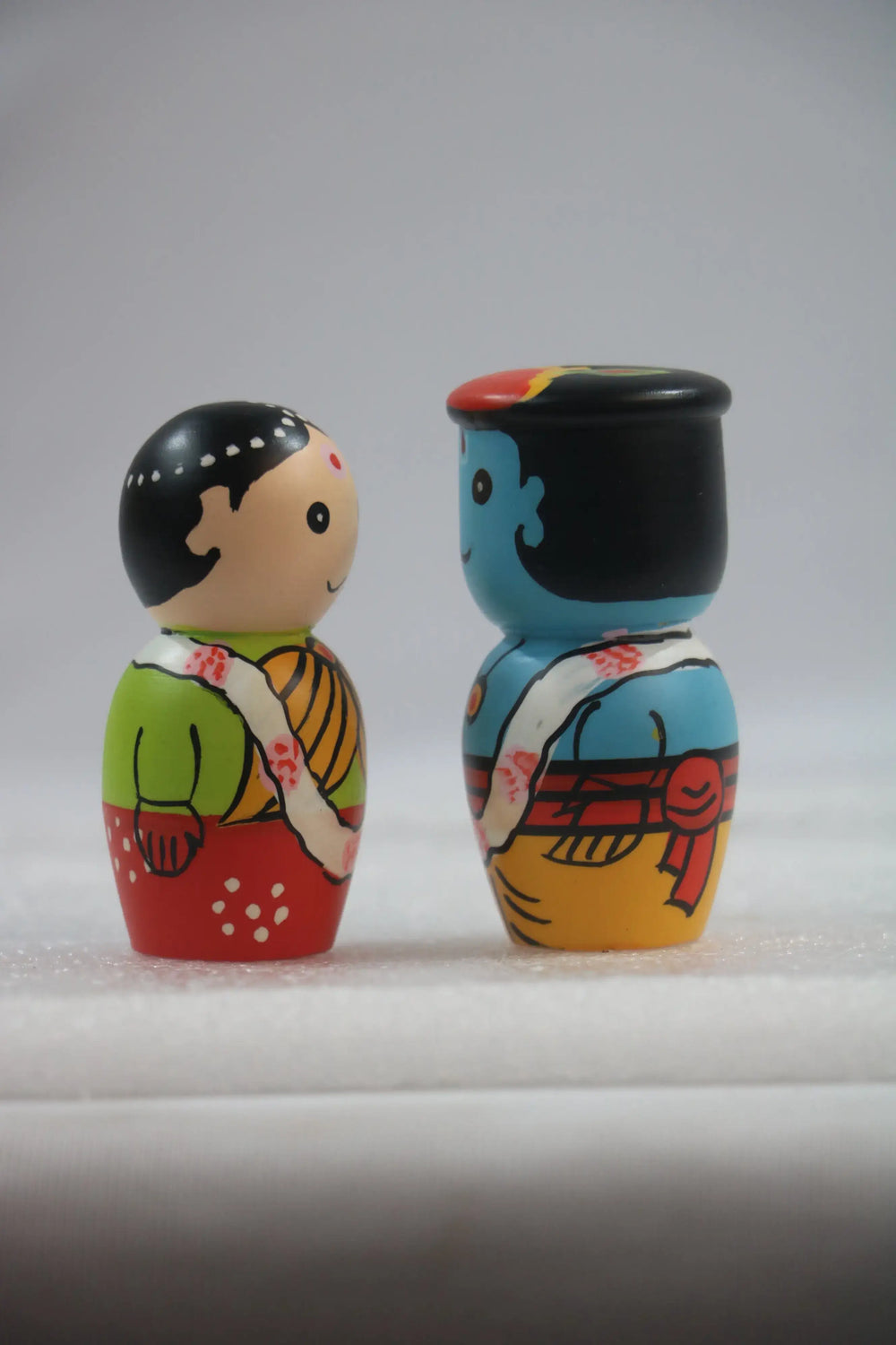 Beautiful Radha Krishna Dolls – Safe Non-Toxic Paint Finish BHARAT HANDICRAFTS