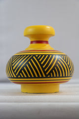 Handcrafted Flower Vase – Non-Toxic Color Finish