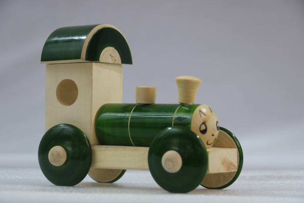 Channapatna Wooden Toy Train – Classic Handmade Kids’ Toy SRI_SURYADAYA_CHENNAPATNAM